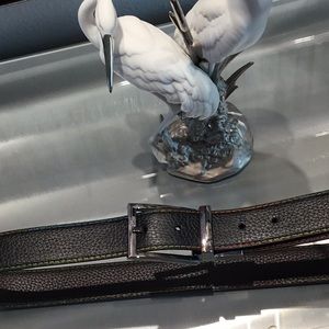 Men’s black leather belt